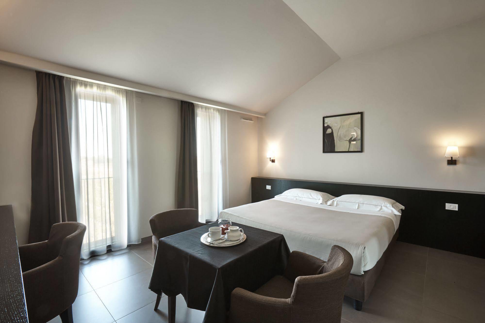 Casalgrande Hotel 살베테라 외부 사진